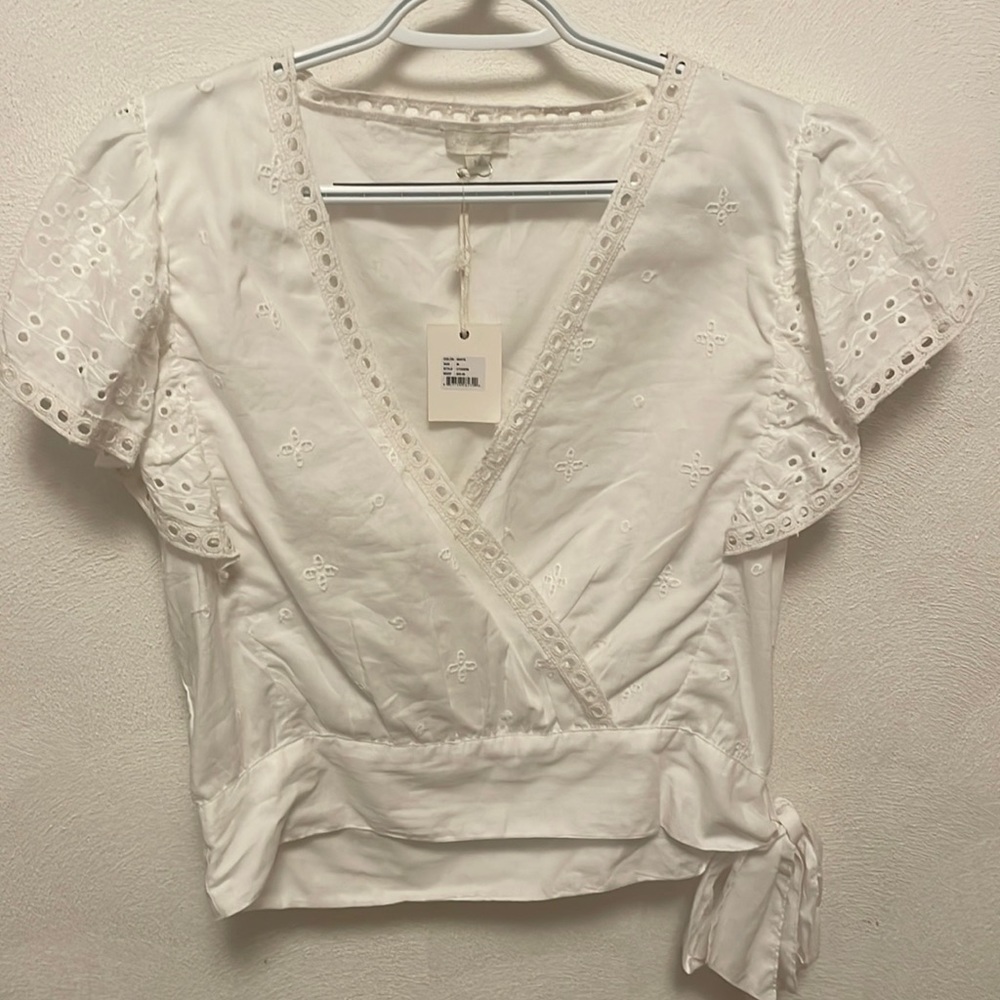 Jennifer & Grace M white top